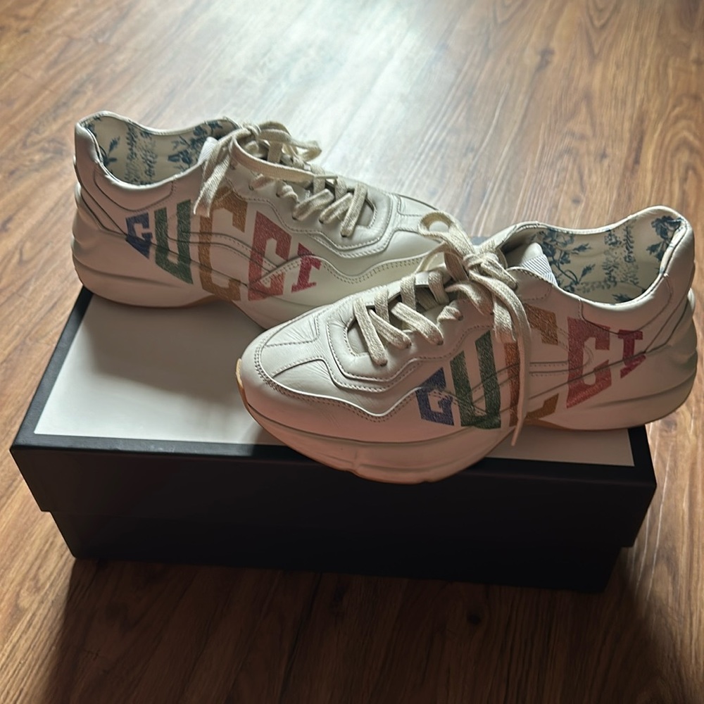 COPY - WOMEN'S RHYTON GLITTER GUCCI SNEAKER